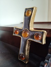 Croix Ancienne Céramique à Identifier Fait Penser a Mithe Espelt Noire Et Or 