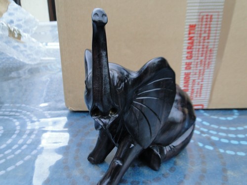 Eléphant bois position - eléphant,