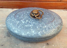 Ancienne bouilloire chaufferette, en acier galvanisé, bouchon en laiton, art pop