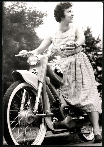 Photographie moto miele 98cc - photographie,