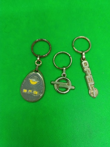 Lot porte clé - 3, automobile