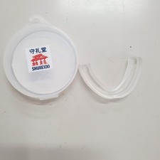 Protège-dents Shureido pour karaté Okinawa - taille adulte ou junior -