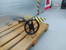 1/18 Volant Peugeot 605 SV Solido/ Majorette