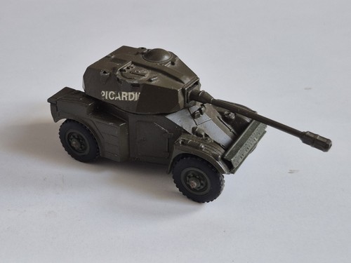 Char militaire panhard - char, aml