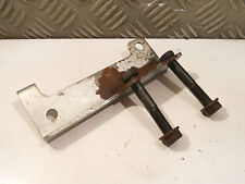 Boîte DANA SPICER hydrostatique 4900-3 - Patte support des ressorts