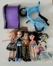 Lot Bratz doll