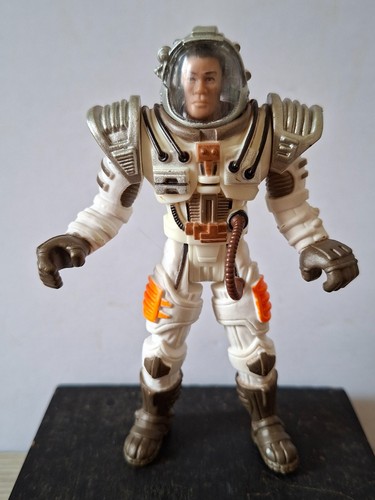 Figurine chap mei 2001 space - figurine,