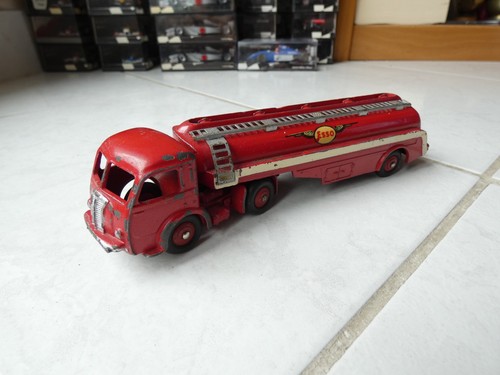 Tracteur panhard citerne - panhard,