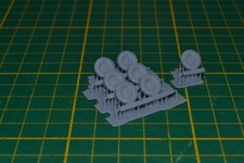 Roues françaises type Michelin XL pour Jeep Willys  1/72  