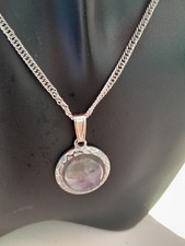 pendentif en améthyste et belle chaine serpent en acier unisexe modèle unique