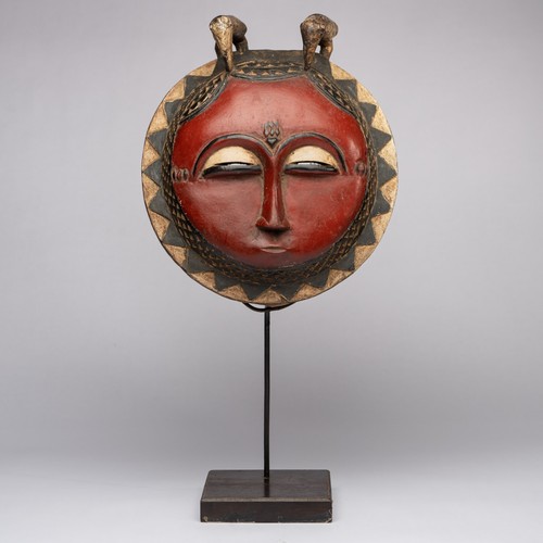 D381 masque lunaire - -,