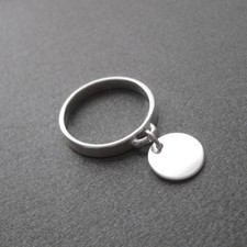 Bague anneau breloque pastille