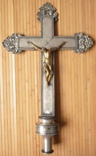 Grande croix de procession en