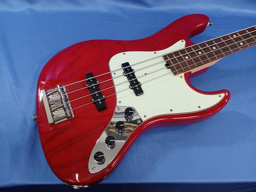 Guitare basse électrique