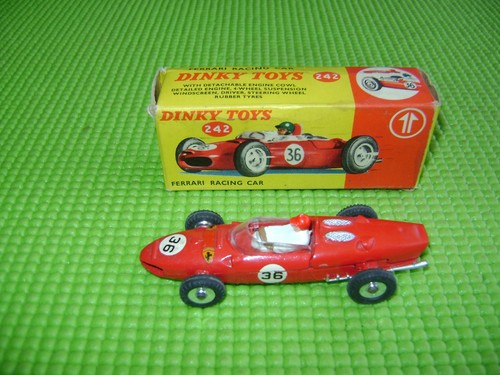 Dinky toys 242 ferrari - toys, racing