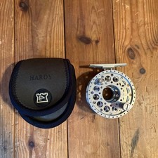 Moulinet de pêche à la