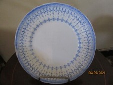 Une assiette plate de 23 cm Creil et Montereau B&Cie C&M Flora Rocaille  8/P3