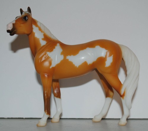 Breyer 2009 american paint - breyer~2009-11~american,