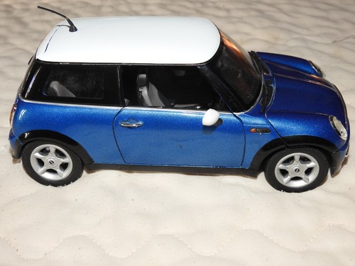 Voiture miniature mini cooper - miniature,