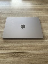 Apple MacBook Air 13,6" (256 Go SSD, M2, 8 Go) Laptop - Gris Sidéral - MLXW3FN/A