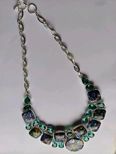 Millefiori genre Murano collier plastron métal argenté pâte verre et verre vert 