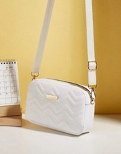 Sac Femme A Bandoulière Blanc En Simili Cuir Ajustable Matelassé Sac Carré Zippé