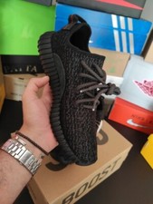 Yeezy Boost 350 - Pirate Black