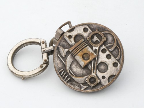 Porte clés ancien émaillé - ancien,