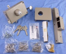 SERRURE VACHETTE ENSEMBLE 5 POINTS REF 8145 SI MULTILOCK RADIAL A2P TBE 3 CLES