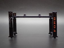 Ford 1:64 Scale Auto Shop