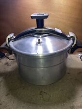 (D36) ANCIENNE COCOTTE MINUTE