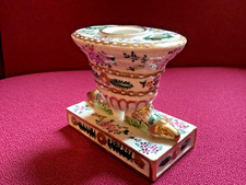 SAMSON, Encrier en faïence polychrome XIXème têtes de béliers