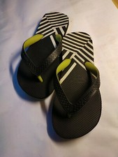 Tong Tribord 33/34 sandale/chaussure été enfants. ?