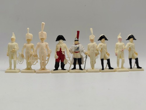 Crio diorama figurine