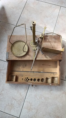 Ancienne grande balance - grande, de