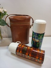 Sacoche SNCF contenant 2 THERMOS Vintage, Rétro Camping