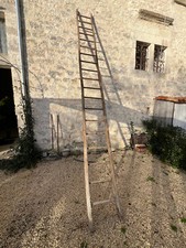 Echelle ancien en bois