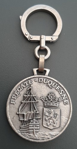 Porte clé marine frégate - porte,
