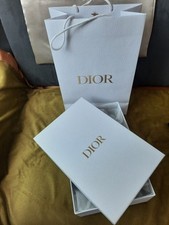 Boite Dior 21x31x11.50 avec son sac Shopping 25x38x13