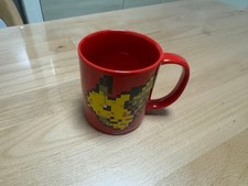 Mug Pokémon Pikachu 8 bits Scramble Rouge Nintendo Tokyo Collab Occasion