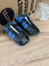 chaussons bébé en cuir