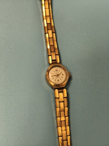 Montre femme ancienne - , pat