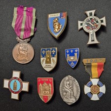 BEL ENSEMBLE DE 9 BROCHES