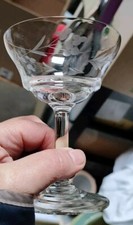 9 Ancienne Coupes à Champagne sur pied