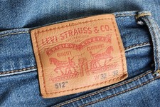 LEVIS 512 Slim Fit Tapered Leg