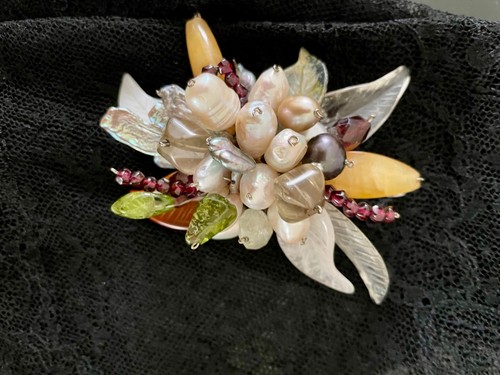 Broche originale perles - broche,