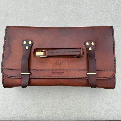 Trousse outils cuir - à,