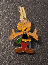 Pin’s BD Dessin Animé Obélix Astérix (Le Gaulois) Signé Goscinny Uderzo (863)