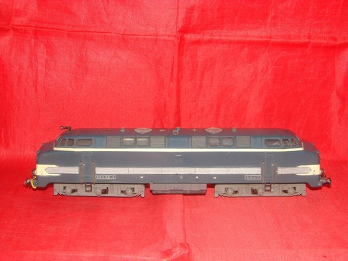 Hornby locomotive diesel - hornby,