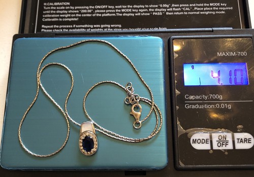 Neuf beau collier pendentif - et,